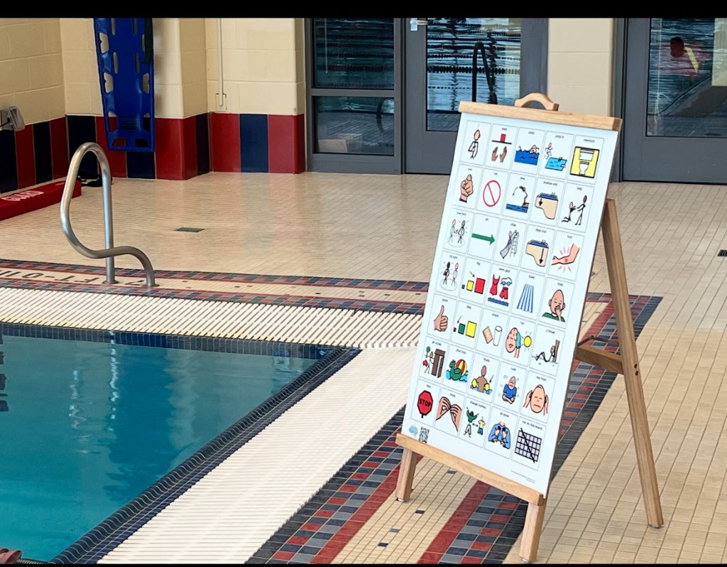 Waterproof and UV-resistant pool communication board for aquatic centers and waterparks.
